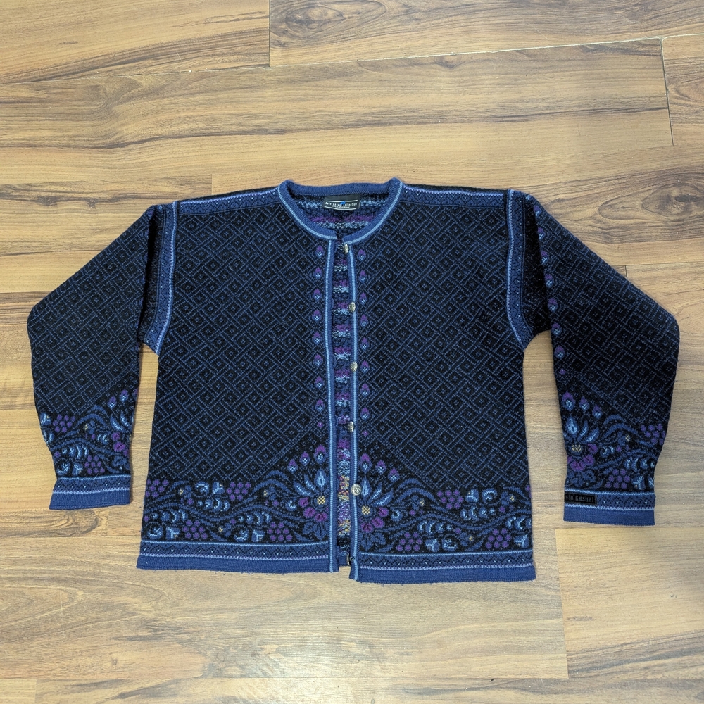 SOLD :) Vintage Dale Of Norway Extra Large 100% Wool Sweater Cardigan